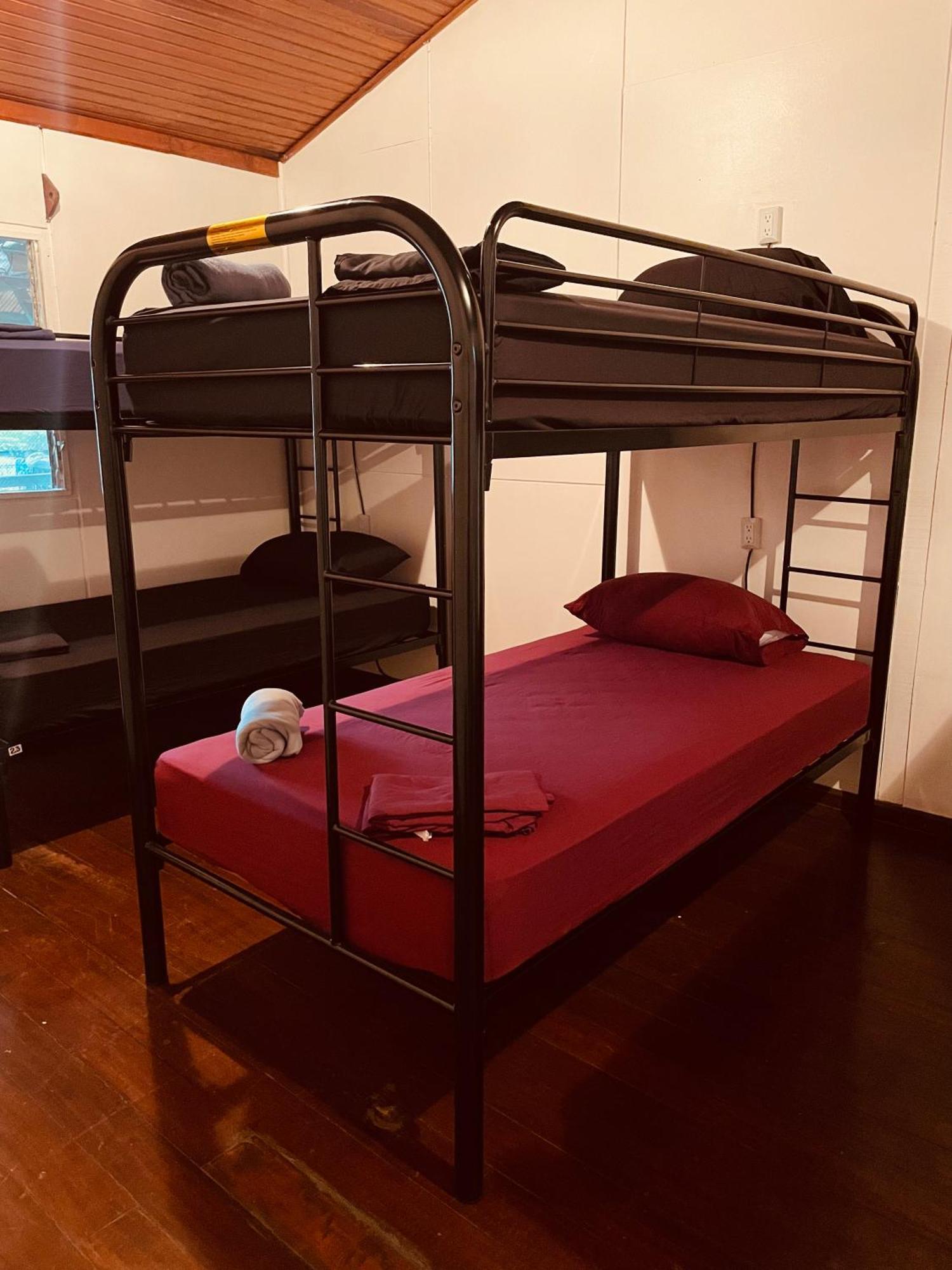 El Clan Hostel Puerto Viejo de Talamanca 外观 照片